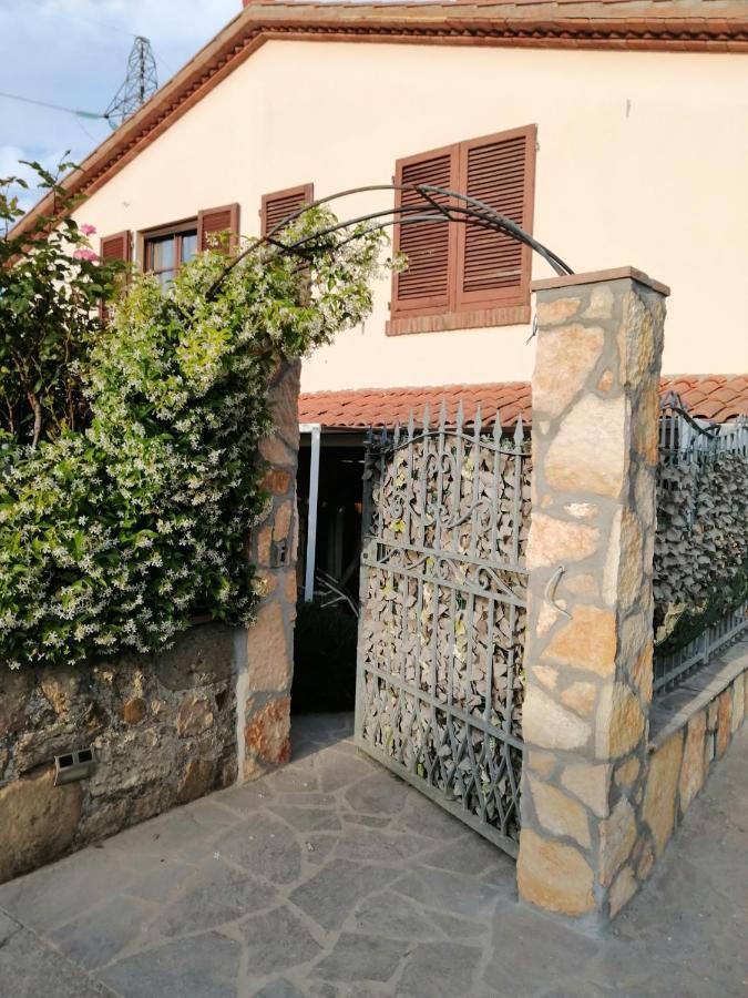 Casa In Collina "La Farfalla" 利帕贝拉 外观 照片