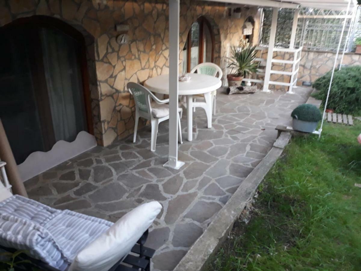 Casa In Collina "La Farfalla" 利帕贝拉 外观 照片